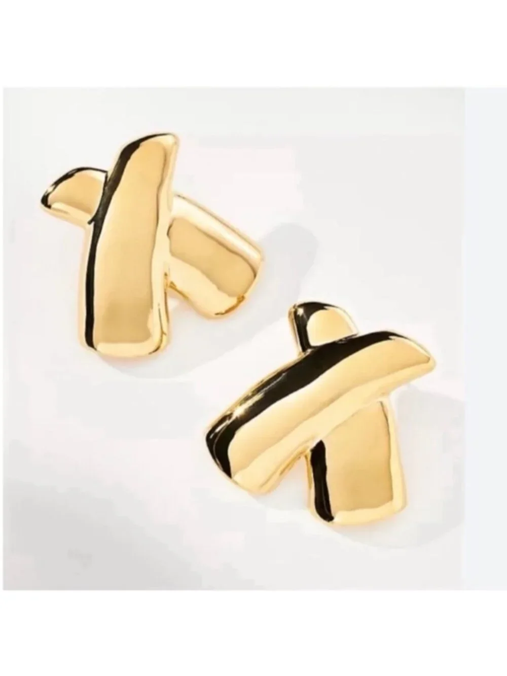 New! Gold Cross Tower Earrings (3036) NWOT